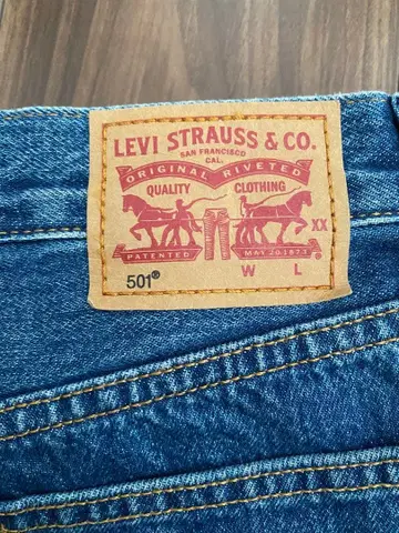 Levi's 501 스트레이트 데님
