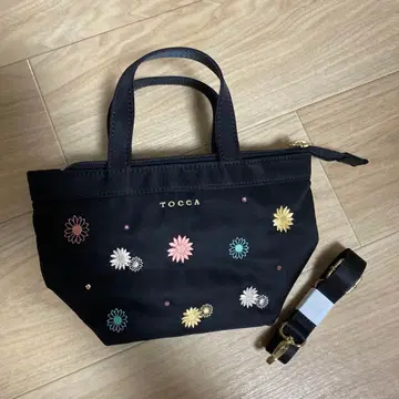 TOCCA 숄더백 2way 플라워 자수 블랙 새상품