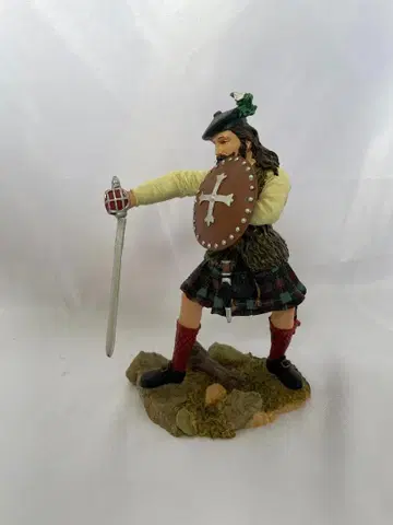 스코틀랜드 전사 피규어 약 17cm Sculptures U.K