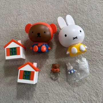 미피 캡슐 캐릭터 & 반지 가챠가챠 세트