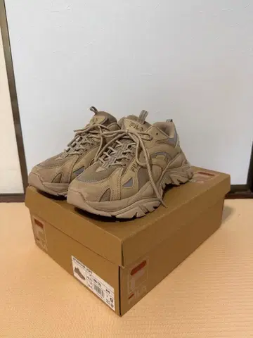 FILA 인터레이션 라이트 28.0cm 베이지