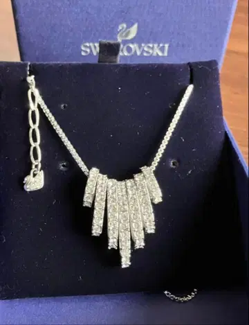 SWAROVSKI 스와로브스키 목걸이 파베 클리어스와로