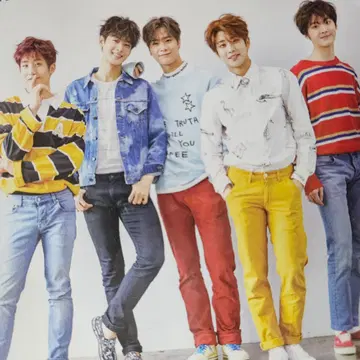 astro season greeting 2018 green | 브랜드 중고거래 플랫폼, 번개장터