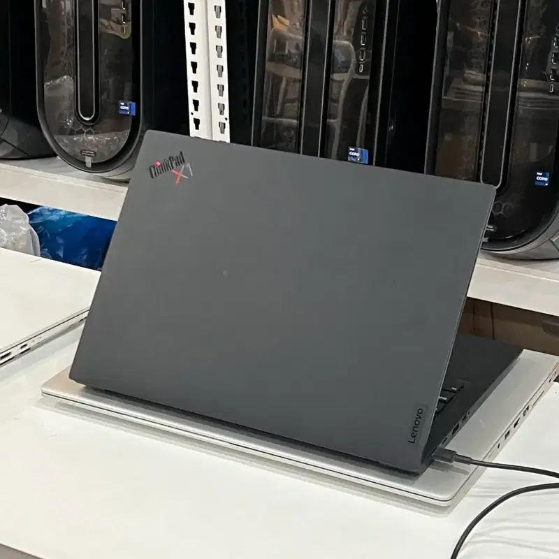 레노버 카본X1 gen10 셀룰러 i7-1260P 노트북
