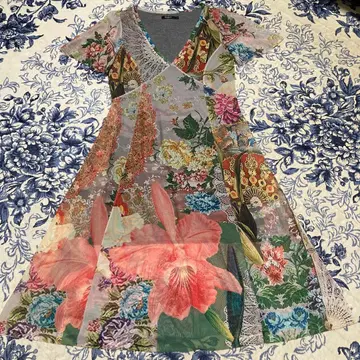 Desigual 데시구알 꽃무늬 원피스 사이즈 L