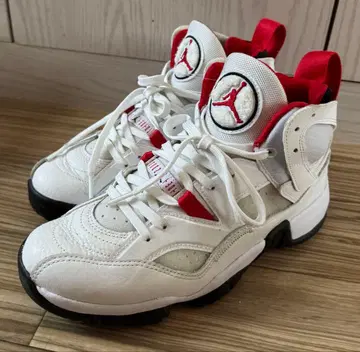 JUMPMAN TWO TREY