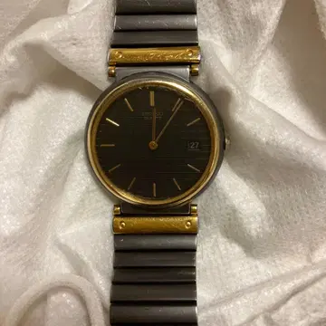 SEIKO QUARTZ 티타늄 손목시계 진품