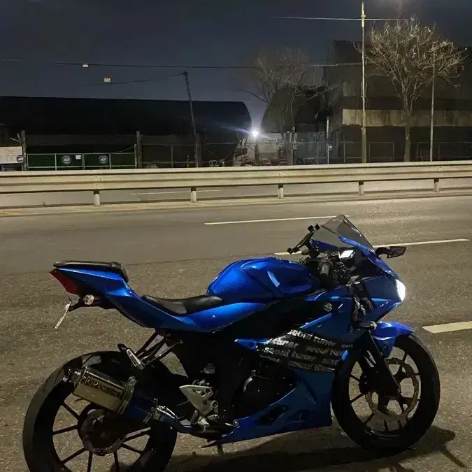 스즈키 gsxr125