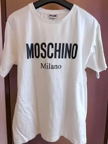 MOSCHINO Milano 반팔 티셔츠