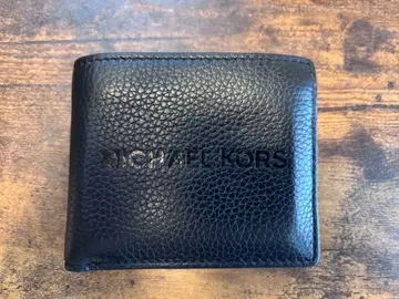 MICHAEL KORS 블랙 이단 접이식 지갑