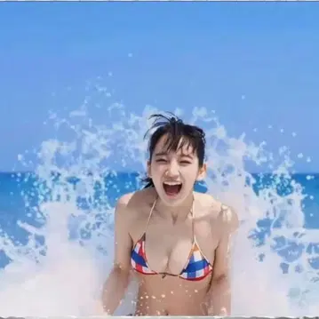 비치에서의 미소 샤워 커튼 아이돌, 탤런트, 여배우 요시오카 리호