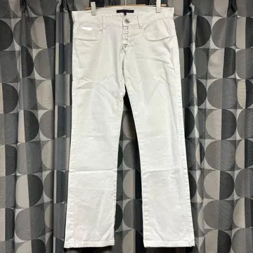 ALESSANDRO DELL'ACQUA 사이즈 44 팬츠 화이트