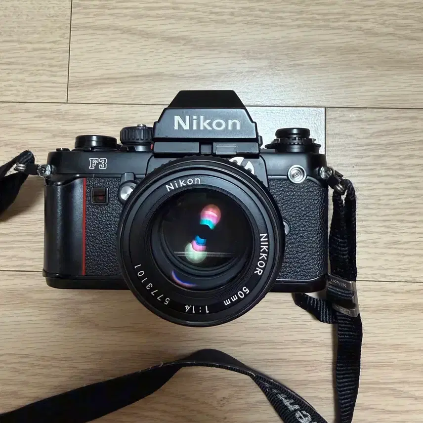 니콘 F3 필름 카메라 + NIKKOR 50mm F1.4 Ai-s렌즈