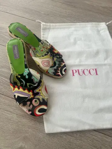 Pucci 푸치 뮬 샌들 36