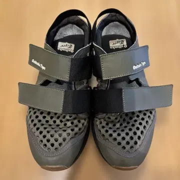 오니츠카타이거 스니커즈 샌들