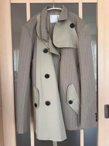 sacai 트렌치코트 스트라이프 이소재 절개