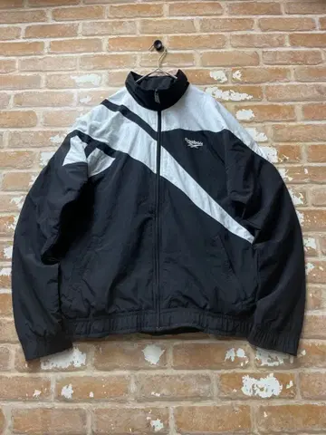 00s Reebok 리복 나일론 자켓 자수 원 포인트 블랙