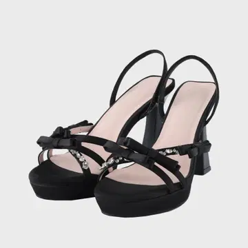 靴 m me eme Ribbon strap bijou line mule M Mmeeme Ribbon strap bijou line mule 블랙 | 브랜드 중고거래 플랫폼
