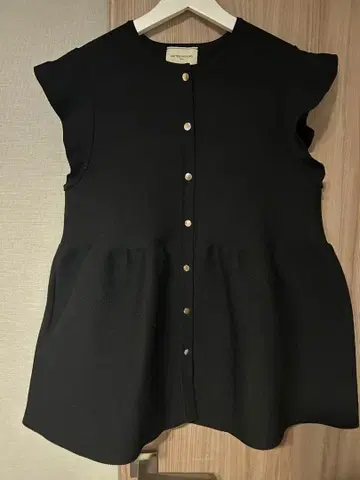 UNITED ARROWS 페르라무 베스트 블랙
