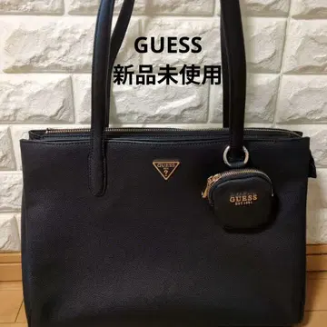 [ 새상품 ] GUESS 숄더백 블랙 파우치 포함