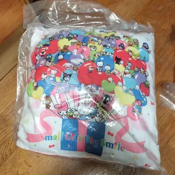 Sanrio 쿠션 Small Gift Big Smile