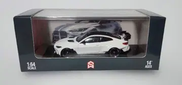Street Weapon 1/64 BMW G82 M4 Wide-Body