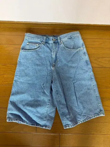 ZARA 데님 숏팬츠 라이트 블루 EUR38