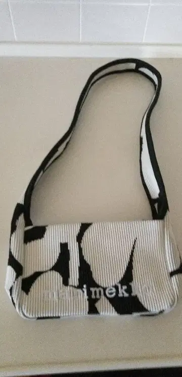 marimekko 플라워 패턴 숄더백