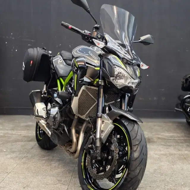 2015 Kawasaki Kawasaki 2017 model year 28167KM for sale day predicted