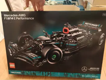 레고(LEGO) 테크닉 Mercedes-AMG F1 W14 E