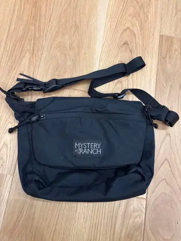 MYSTERY RANCH 블랙 숄더백