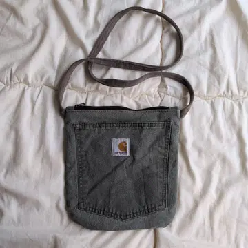 Carhartt 숄더백