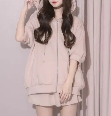 피움 오버 사이즈 반팔 후드티 x 프릴 바지 세트 핑크 큐빅