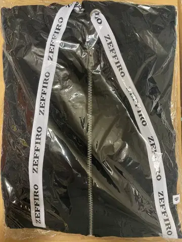 Zeffiro 와타라이 히바리 후드티