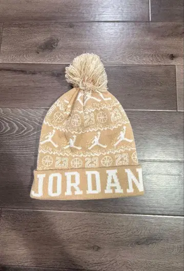 가격 인하 NIKE JORDAN 니트 모자 비니 베이지