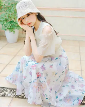 WILLSELECTION 꽃무늬 플레어 스커트 화이트