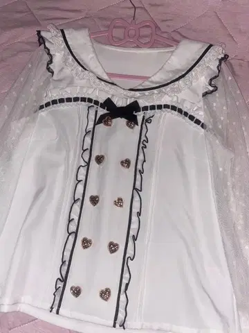 LIZLISA 더블 하트 세일러 블라우스