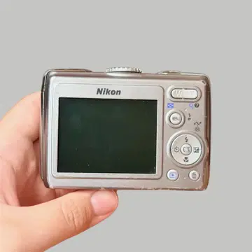 니콘 쿨픽스 P4 Nikon Coolpix p4 빈티지 디지털카메라 디카 | 브랜드
