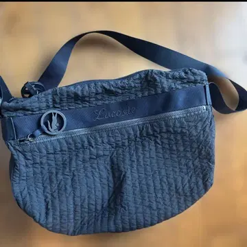 LACOSTE 숄더백 네이비 퀼팅