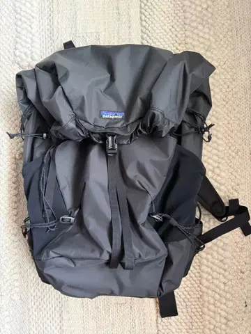 PATAGONI 파타고니아 ALTVIAPACK 36L / 블랙