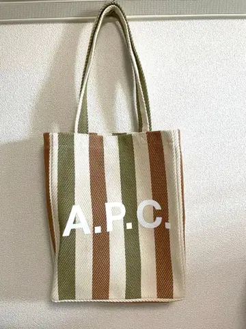 A.P.C. LOU 토트백