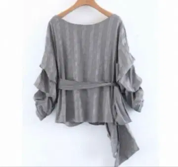 ZARA 체크 무늬 블라우스