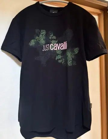 최종 가격 인하 Just Cavalli T셔츠 블랙 L사이즈
