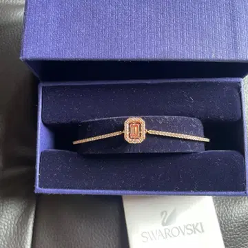Swarovski 로즈 골드 뱅글