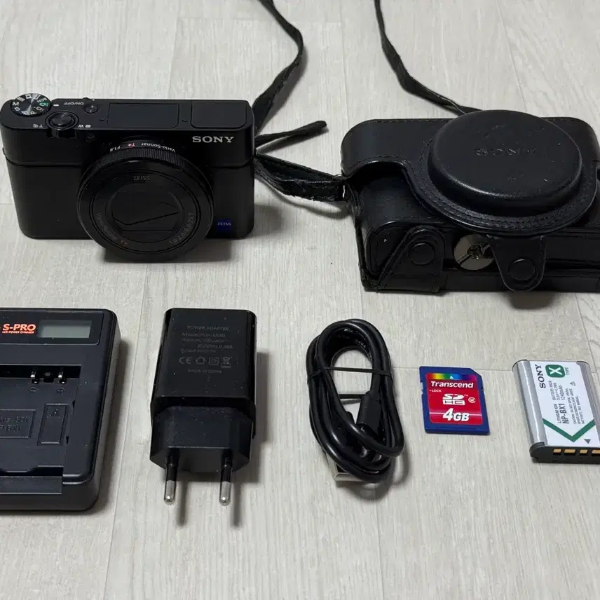 소니 rx100m3 카메라
