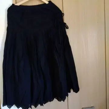INGEBORG 플레어 스커트 블랙 L 사이즈