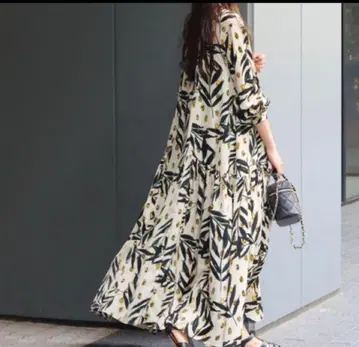 JOURNAL STANDARD relume 보태니컬 무늬 롱 원피스