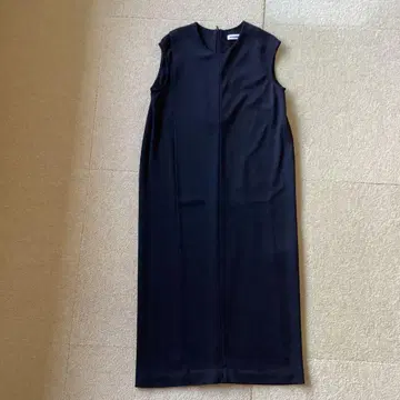 JIL SANDER 슬리브리스 원피스 36