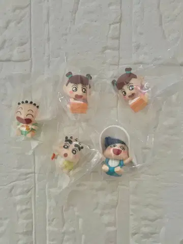 짱구는 못말려(크레용 신짱) 장난 마스코트 캡슐 토이 피규어 가챠가챠