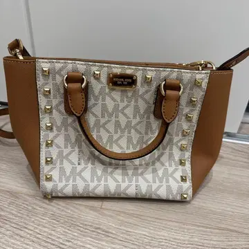 MICHAEL KORS 2way 숄더백 스터드